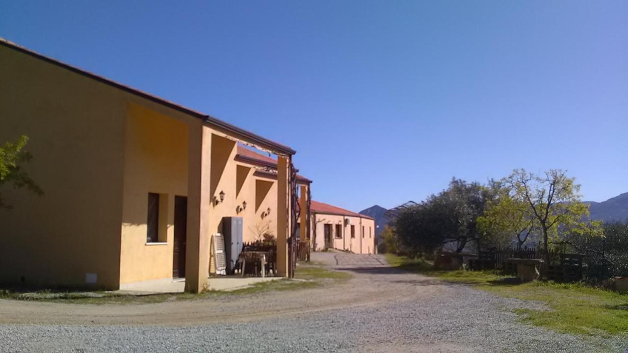 Villaggio Dei Balocchi 卡斯特布奥诺 外观 照片